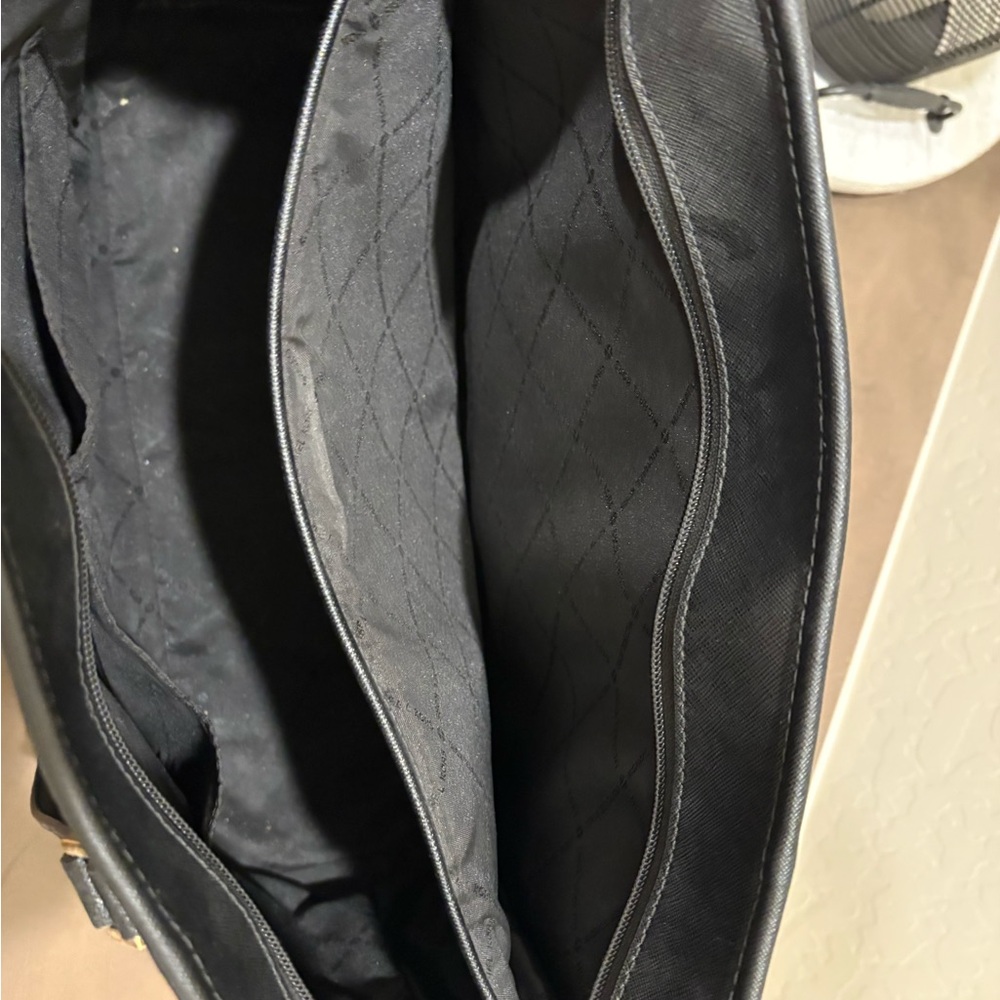 Michael Kors Black Leather Tote Bag - Picture 7 of 8
